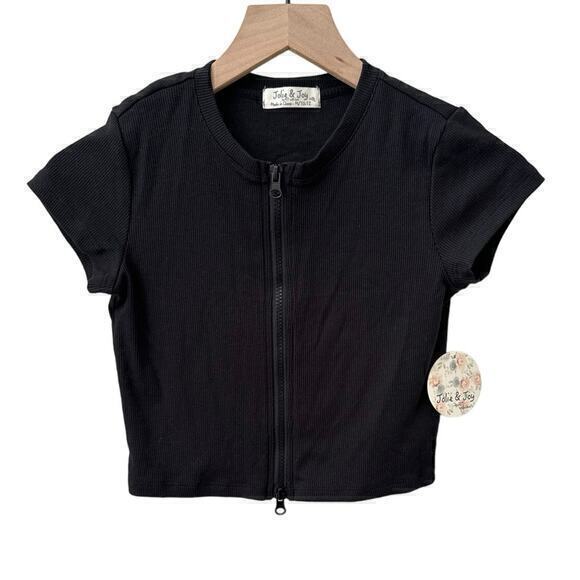 NWT Francesca’s‎ Franki Wayzip Crew Top - M - Picture 1 of 7